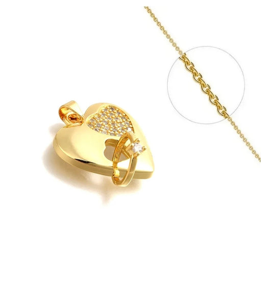 Collier femme pendentif cœur avec bague entrelacée zirconiums sertis doré à l'or fin