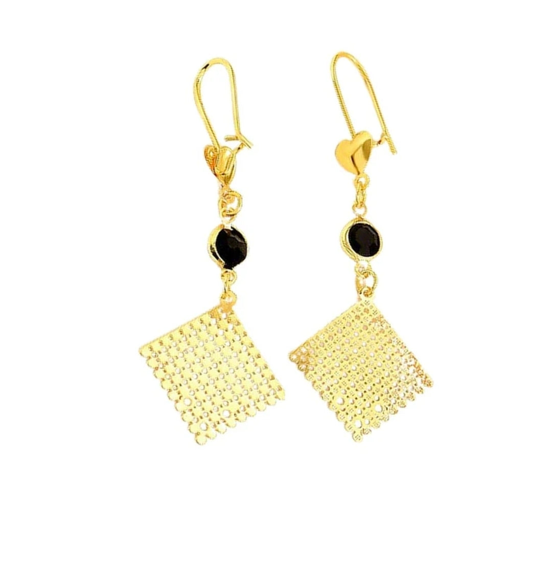 Boucles d'oreilles tombantes losange strass noir