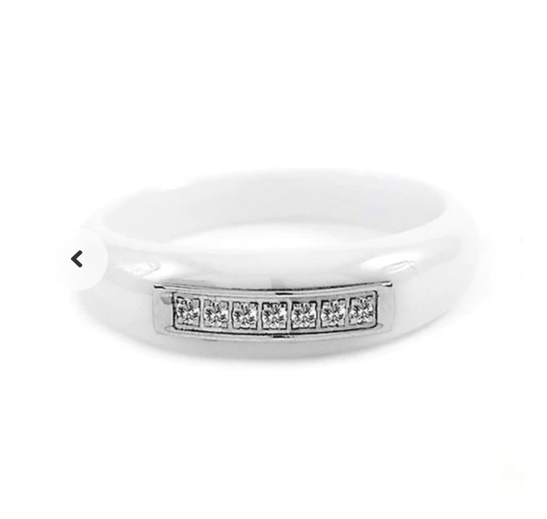 Bague en céramique - Couleur blanc - Lignées de strass