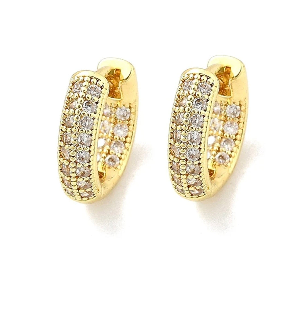 Boucles d'oreilles femme Créoles dorées à l'or fin zirconiums sertis