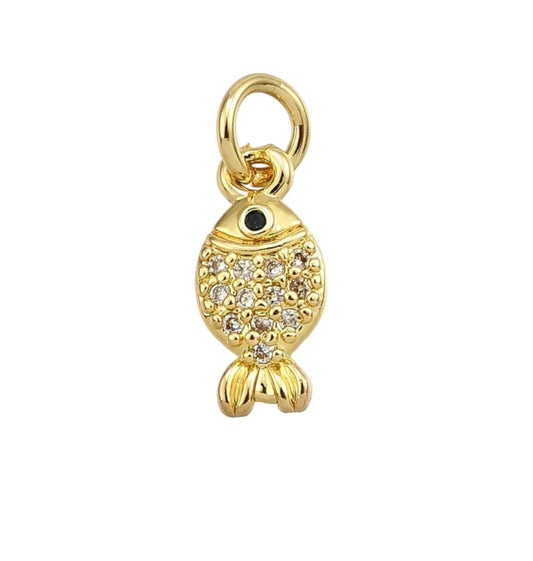 Pendentif breloque petit poisson zirconiums sertis