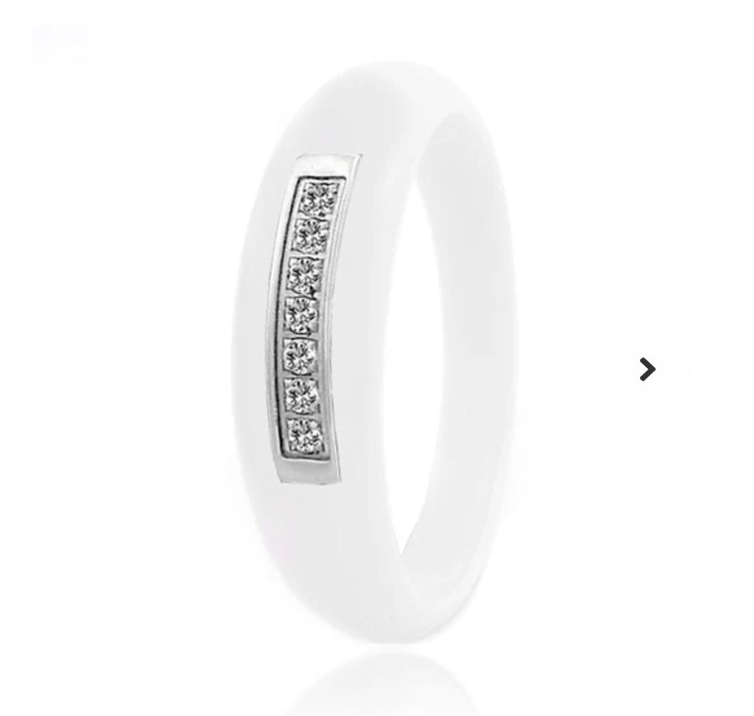Bague en céramique - Couleur blanc - Lignées de strass