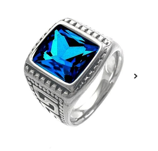 Bague homme Acier 316 de couleur argenté - Très belle chevaliere ajourés d'un diamant cz Bleu