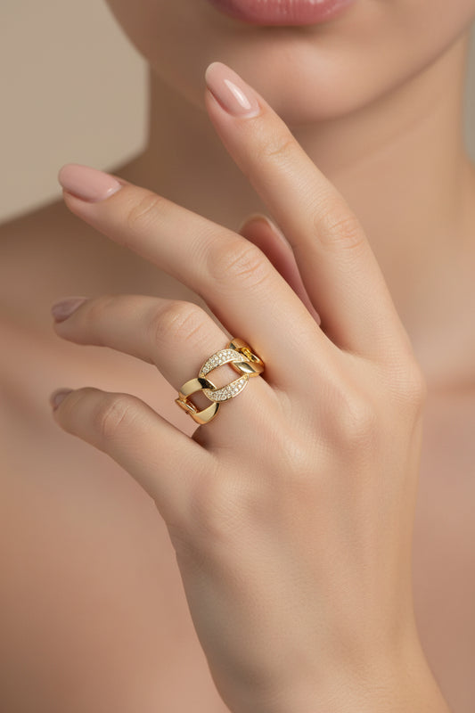 Bague femme réglable entrelacée avec zirconiums blancs sertis